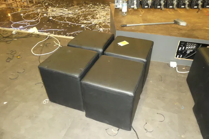 4x Hocker/Würfel